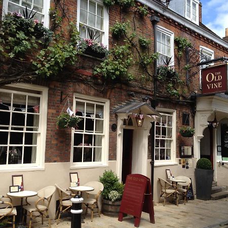 The Old Vine Hotel Winchester Ngoại thất bức ảnh