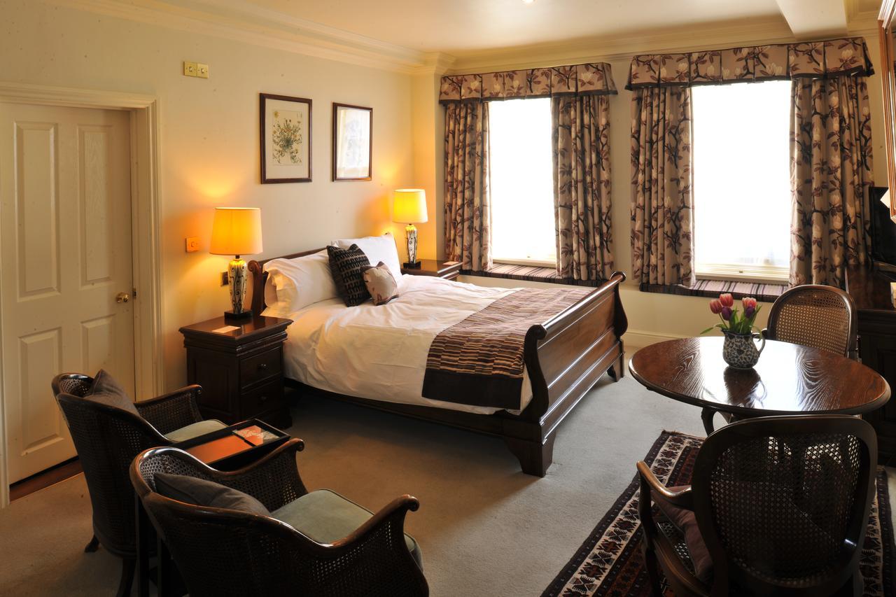 The Old Vine Hotel Winchester Ngoại thất bức ảnh