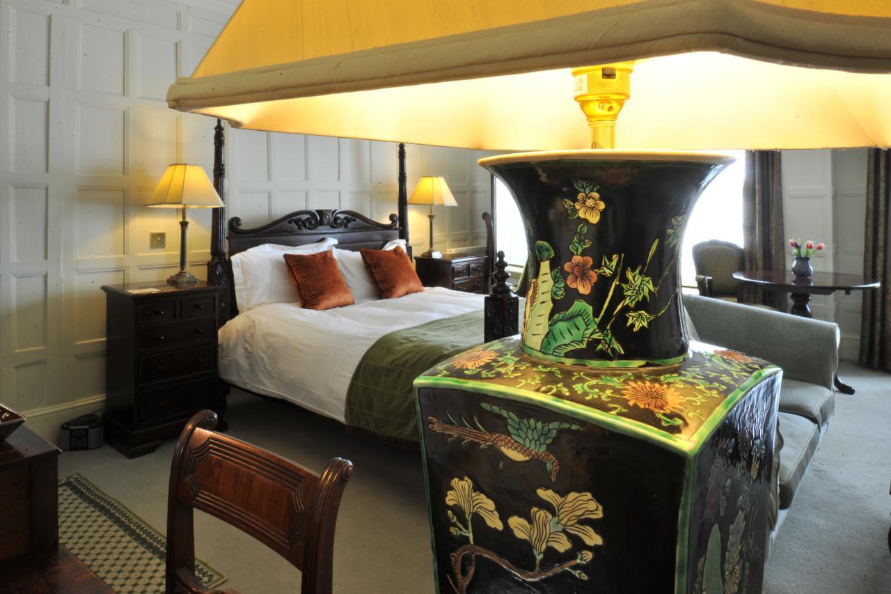 The Old Vine Hotel Winchester Ngoại thất bức ảnh