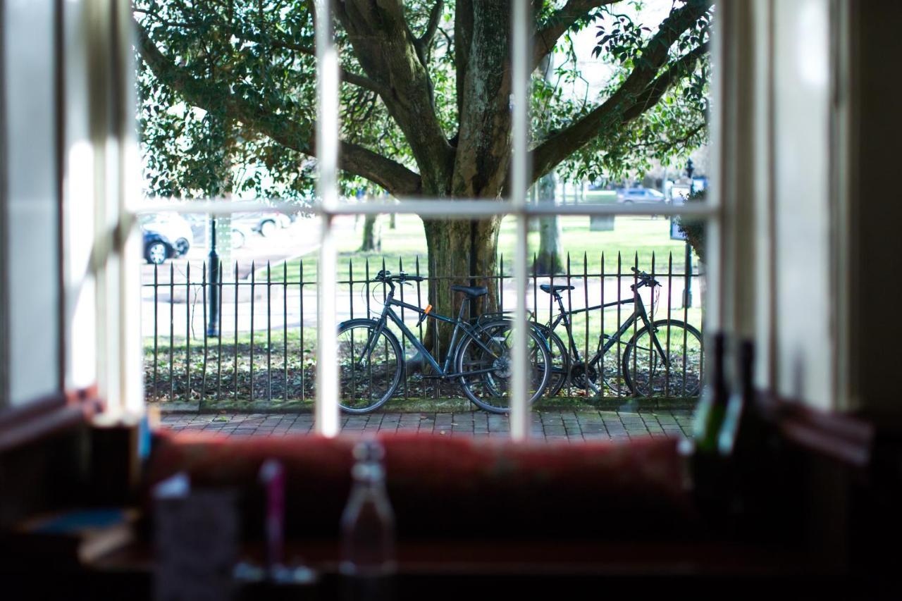 The Old Vine Hotel Winchester Ngoại thất bức ảnh