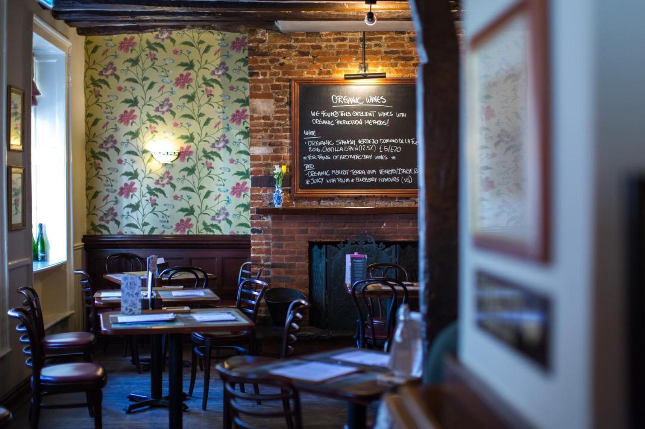The Old Vine Hotel Winchester Ngoại thất bức ảnh